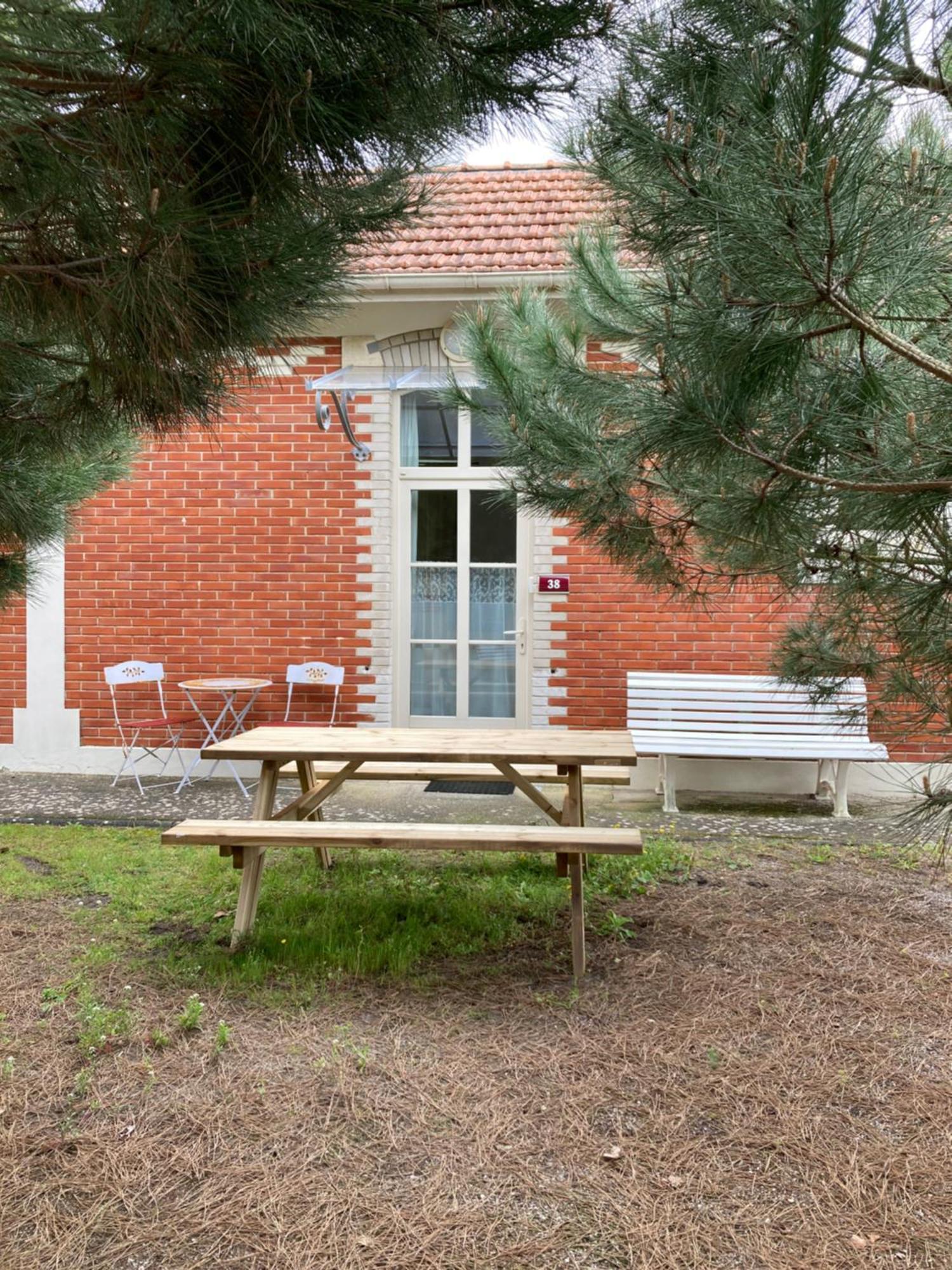 Ferienwohnung La Rosaire Soulac-sur-Mer Exterior foto